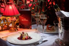 Moulin Rouge Paris met diner voor twee (Belle Époque-menu)