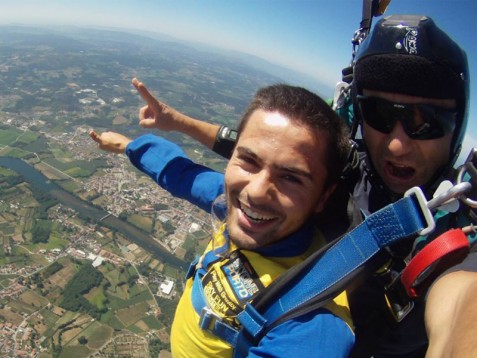 Salto de Queda Livre 4000m em Castelo Branco c/ Video e Fotos