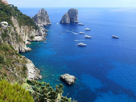 Private tour of the Amalfi coast from Naples