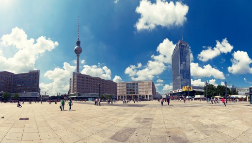 Berlin Wall and the Cold War - a tour of East Berlin