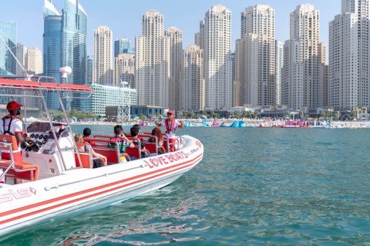 Marina Skyline Boat Tour in Dubai – 60 Minutes