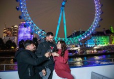 London Evening Cruise met Canapés & Muziek voor Twee