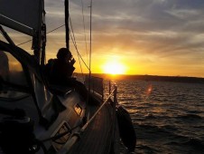 Passeio ao Por-do-Sol em Veleiro - Criança 0-10 anos