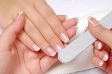 Trattamento manicure