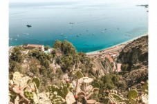 Taormina last minute private tour with an expert guide