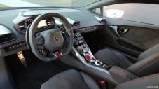 Due giri in pista Lamborghini ed ingresso cinema per due persone