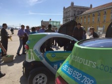 Discovery Tour Lisbon in an Funny E-Car with GPS Guide for 2 (4 hours)