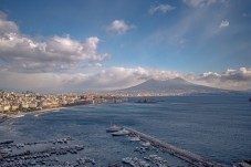 Guided tour of Italian superstitions in Naples