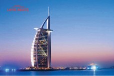 Marina Skyline Boat Tour in Dubai – 60 Minutes