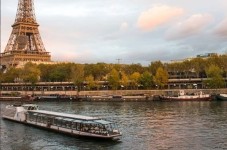 Déjeuner-Croisière Gastronomique sur la Seine - 1 Enfant (3-11 ans) 