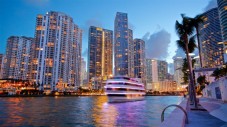 Culinary walking tour with dinner
