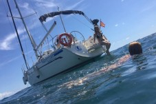 Paseo Romantico en Velero Privado en Barcelona (6h) - 2 personas