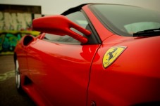Un giro sulla Ferrari 458 & soggiorno 1 notte