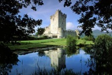 Game of Thrones Tour of Southern Locations with Castle Ward visit from Belfast