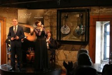 Visite des caves Cálem + Spectacle de Fado à Porto
