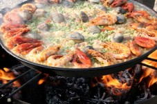 Visit Valencia Market with Paella Cooking Class