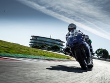 Hot Laps em Moto Yamaha R1 - 2 voltas em copiloto