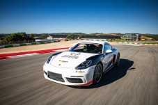 Conduire une Porsche Cayman 718 S – 2 tours + 1 tour en copilote
