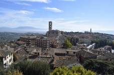 Perugia Last Minute Tour with a Local Guide