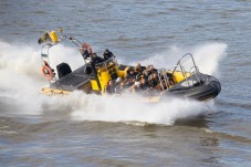 Thames Rockets: The Ultimate Speedboat Experience in London