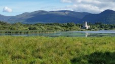 Killarney Jaunting Car Tour to Ross Castle (4 Adults)