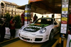 Conducir un Porsche 992 GT3 - 4 vueltas en circuito largo